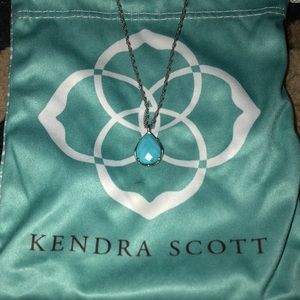 Kendra Scott pendant